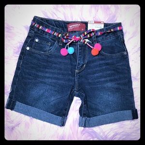 ✨NWT✨ Arizona midi jean shorts size 12 slim
